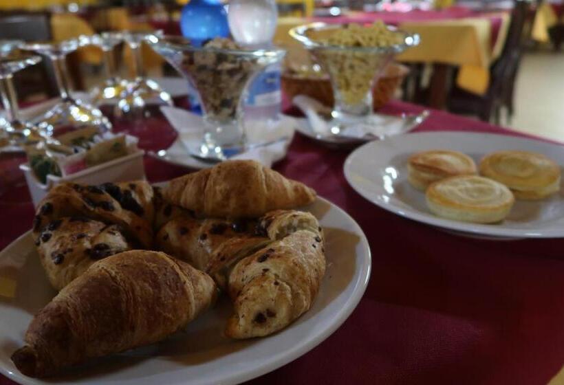 مبيت وإفطار S'arriali Ranch