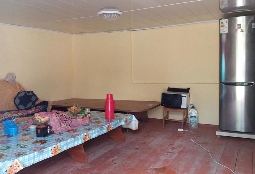 Happy Hostel In Kochkor