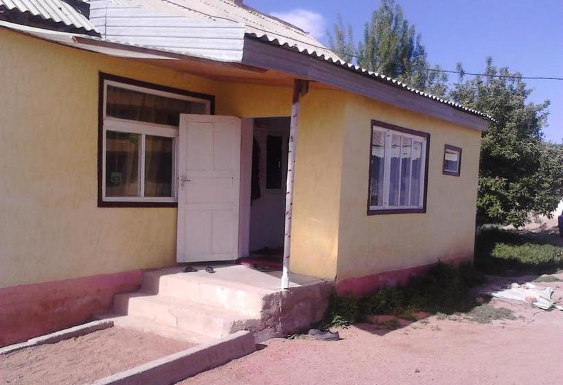 Happy Hostel In Kochkor