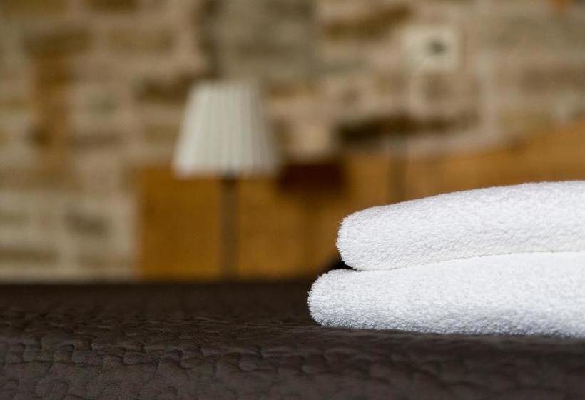 בית מלון כפרי Abbazia Di Sant Urbano  Locanda