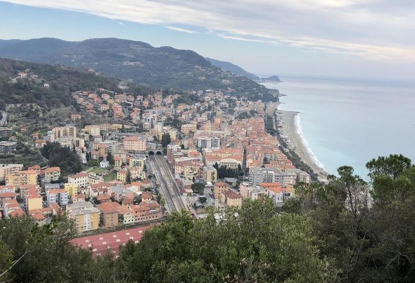 Отель Albergo Aduepassi & Servizio Bike Shuttle