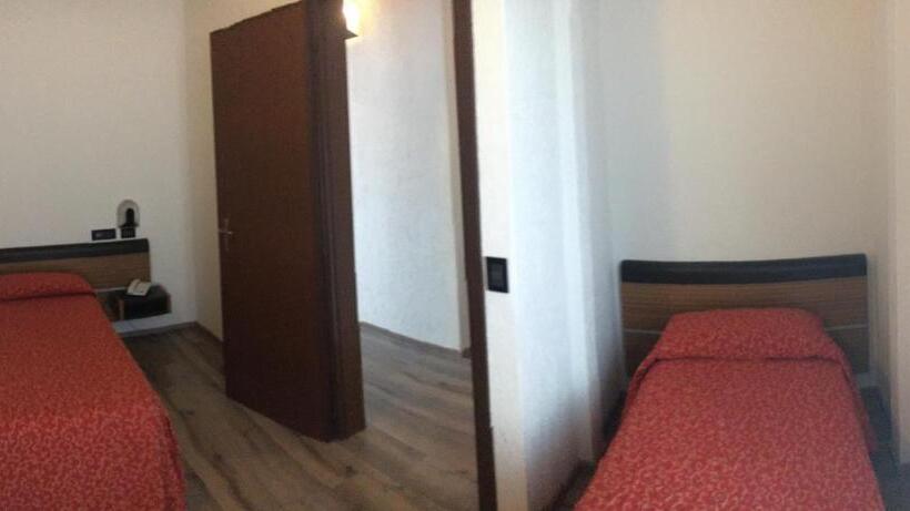 Отель Albergo Valle D Oro