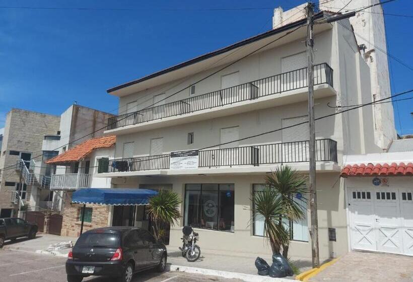 בית מלון כפרי Apm Punta Mogotes