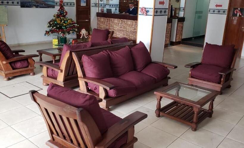 בית מלון כפרי Apm Punta Mogotes