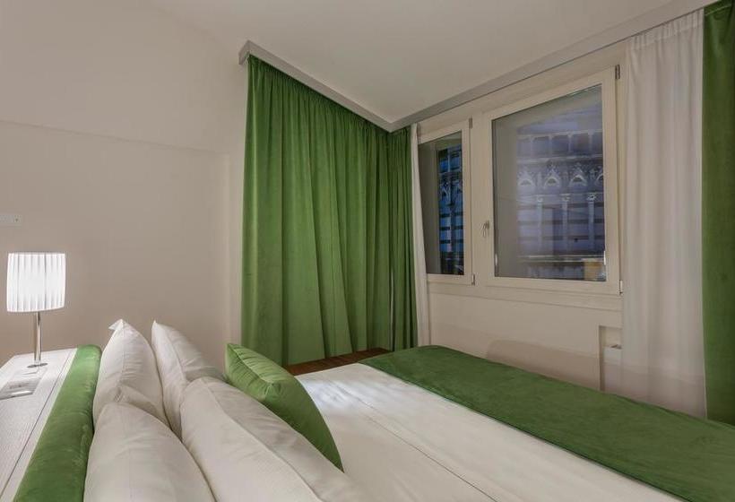 هتل Battistero Residenza D Epoca