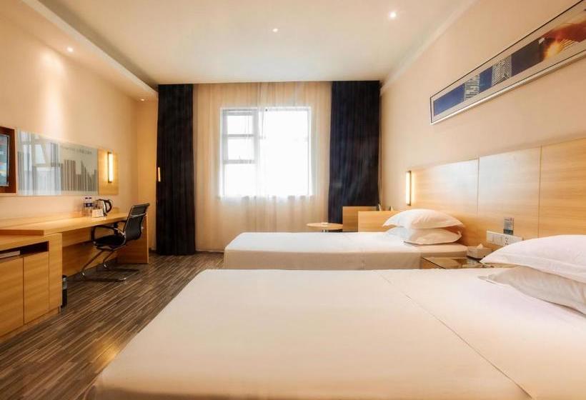 호텔 City Comfort Inn Xianning Chengji South Railway Station