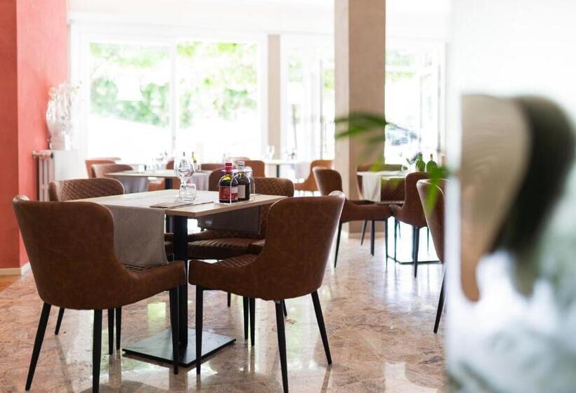 ホテル Conca D Oro S