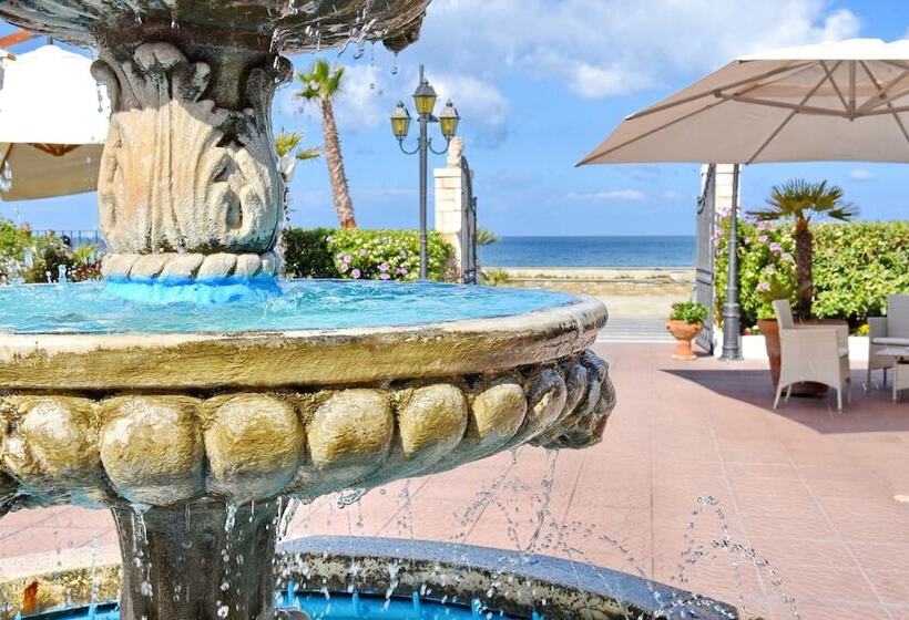 فندق Costa D'oro