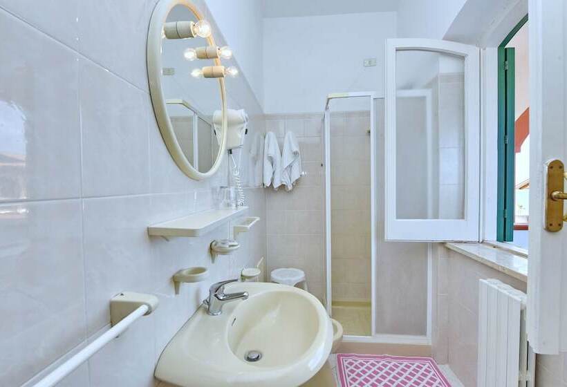 فندق Costa D'oro