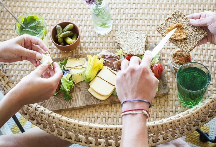 Отель Dihan Evasion