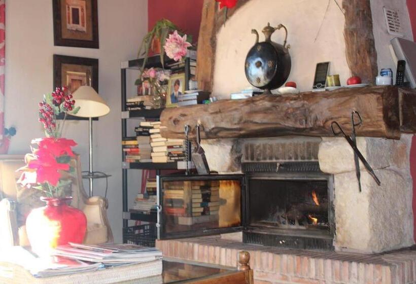 Отель Finca Rincón De La Vega