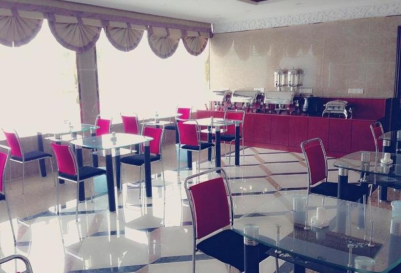 בית מלון כפרי Greentree Inn Anhui Lu’an Huoshan Yingjia Avenue Business