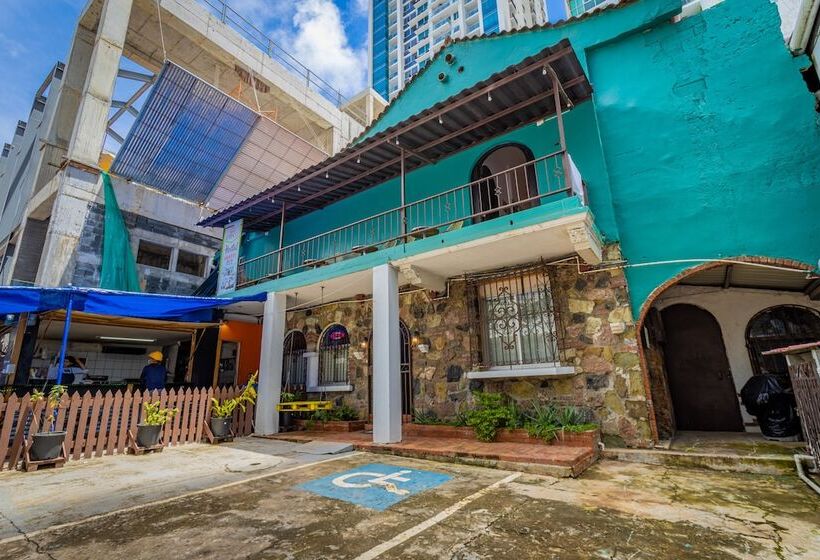 فندق Hostel The Pod 33