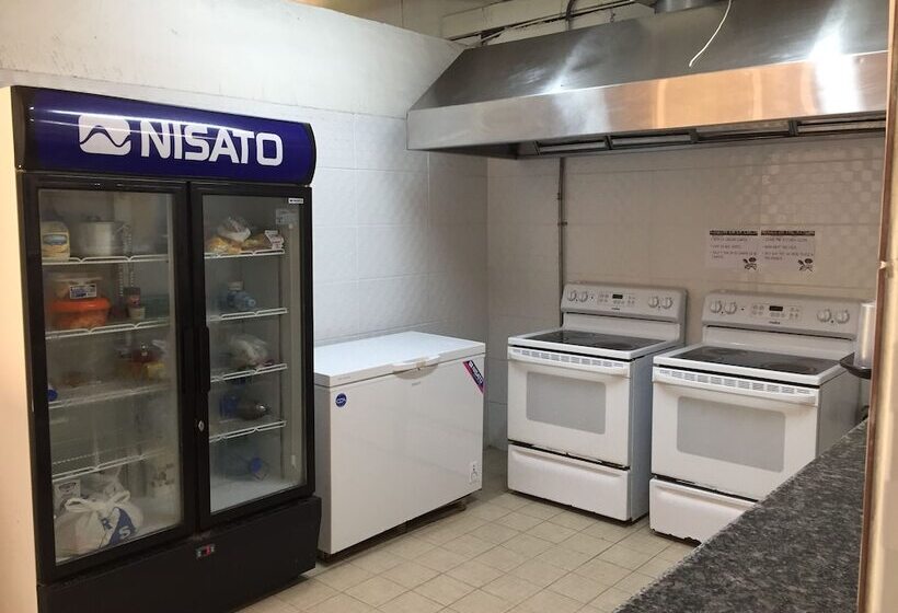 فندق Hostel The Pod 33