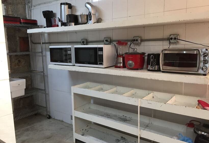 فندق Hostel The Pod 33