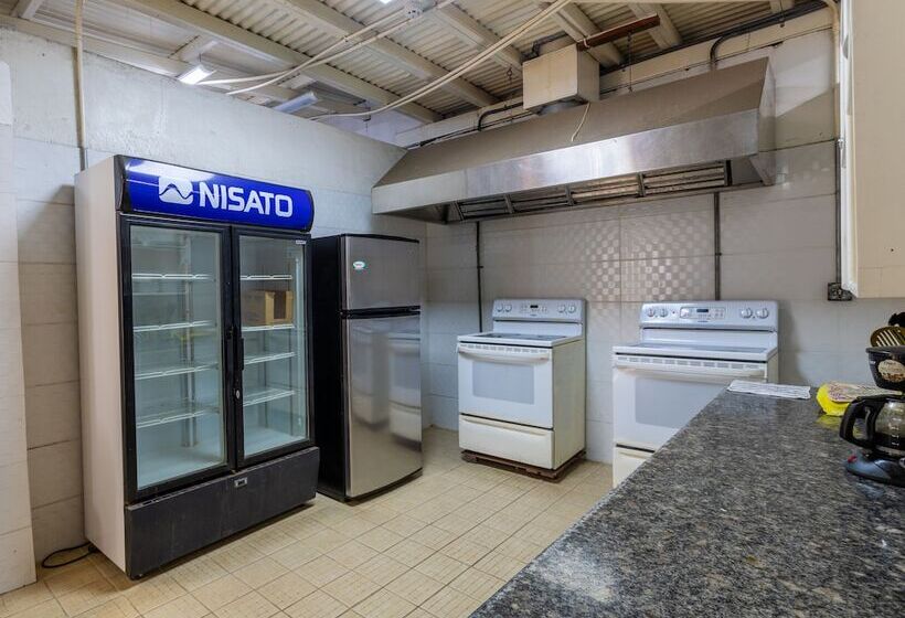 فندق Hostel The Pod 33