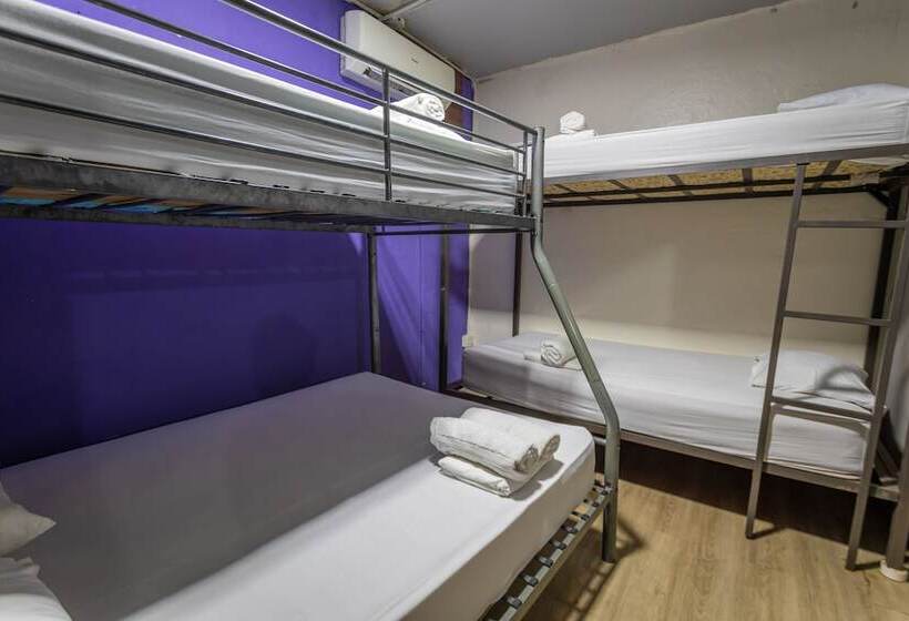 فندق Hostel The Pod 33