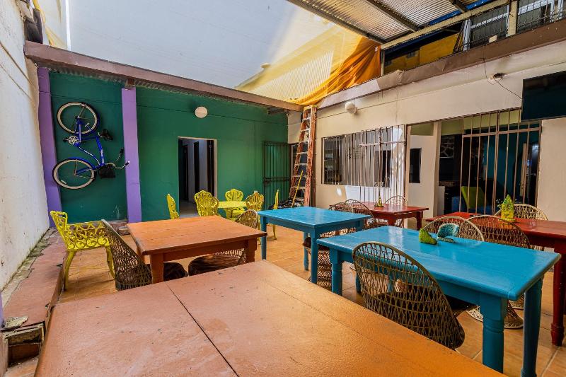 فندق Hostel The Pod 33