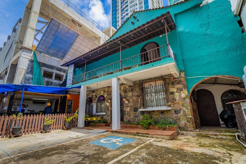 فندق Hostel The Pod 33