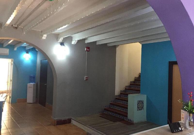 فندق Hostel The Pod 33