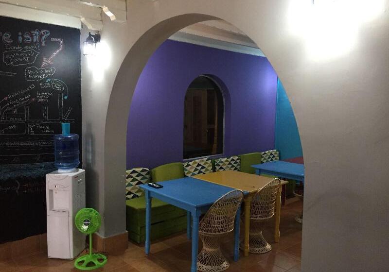 فندق Hostel The Pod 33