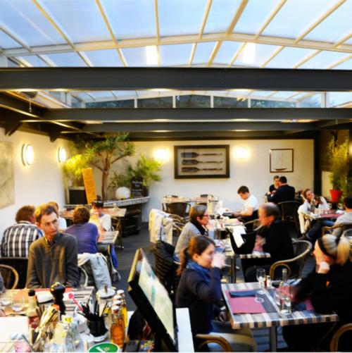 ホテル Hôtel Restaurant Corto Maltese