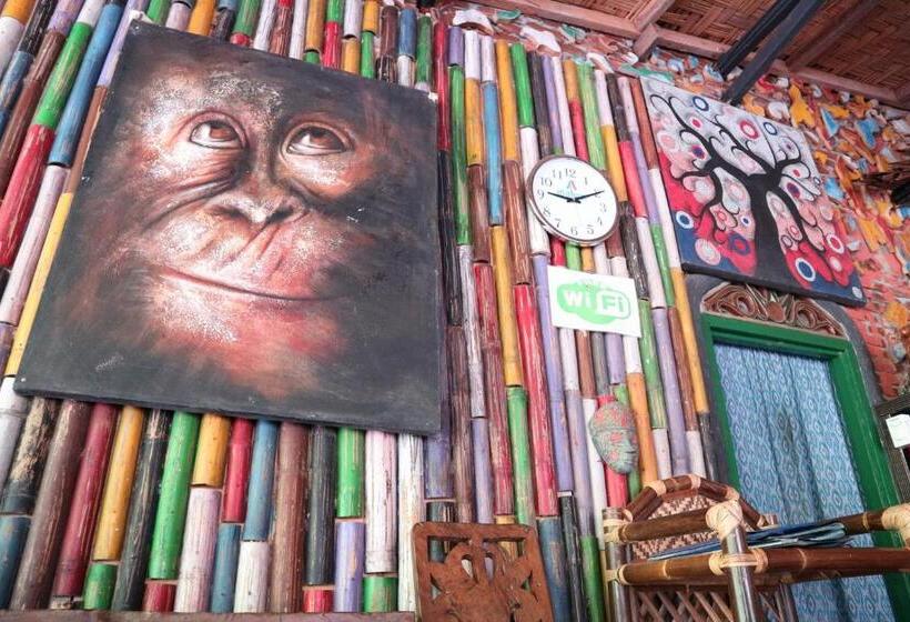 호텔 Jungle Inn Bukit Lawang