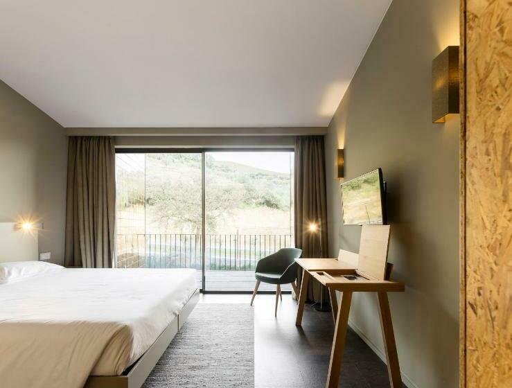 ホテル Longroiva  Rural