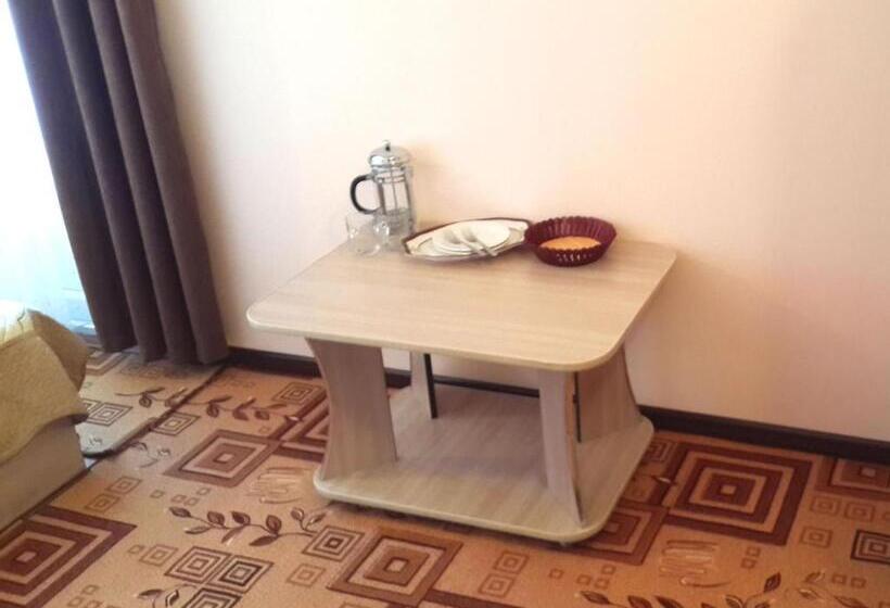 هتل Mini Pansionat Maksat