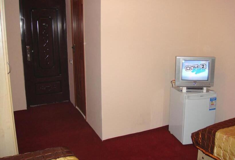 هتل Mini Pansionat Maksat