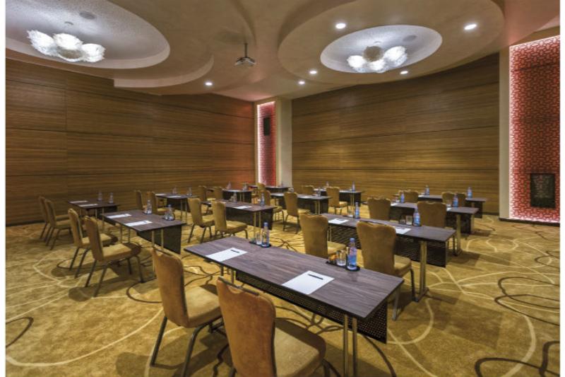 Mövenpick Hotel Du Lac Tunis