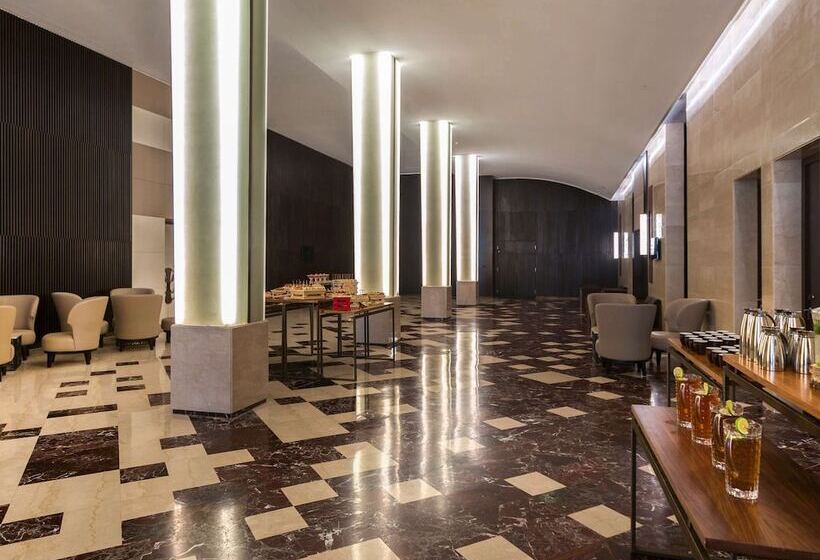 Mövenpick Hotel Du Lac Tunis