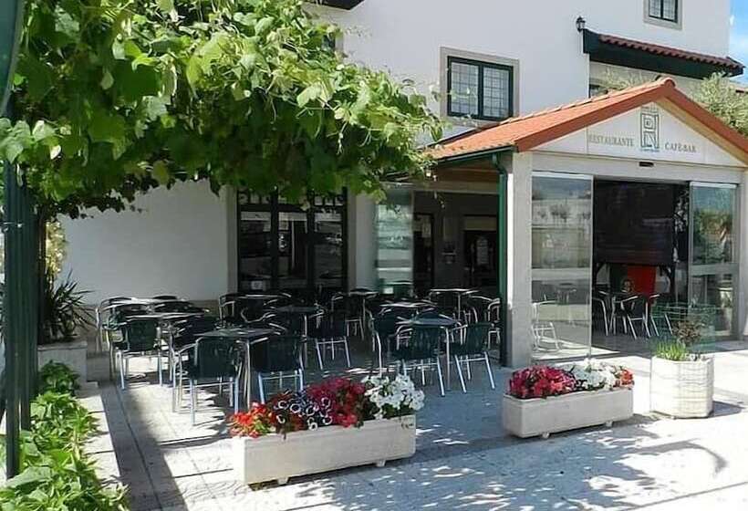 בית מלון כפרי O Encontro