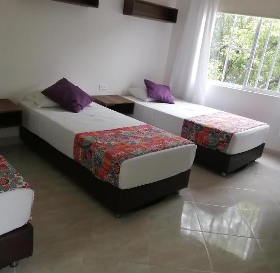 هتل Oasis De La Tatacoa