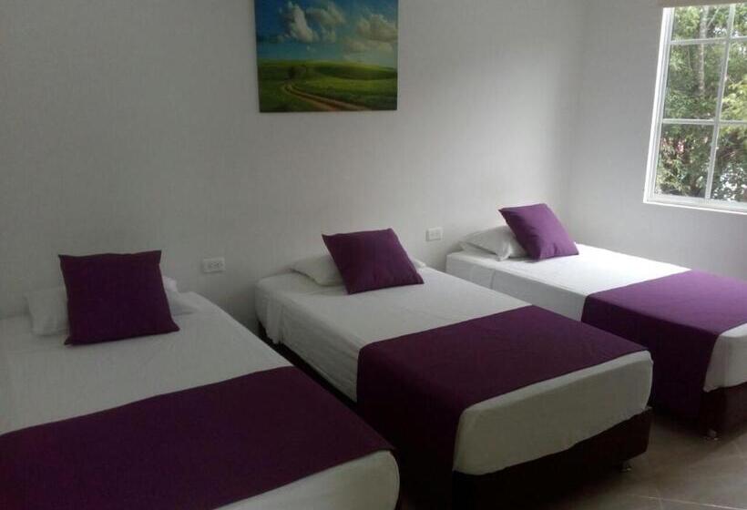 هتل Oasis De La Tatacoa