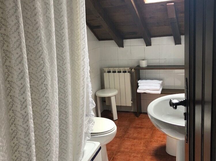 هتل Posada La Casona De Ucieda