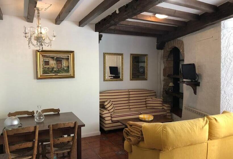 هتل Posada La Casona De Ucieda