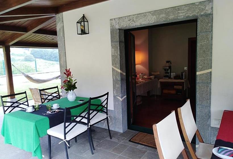 فندق Reina Adosinda