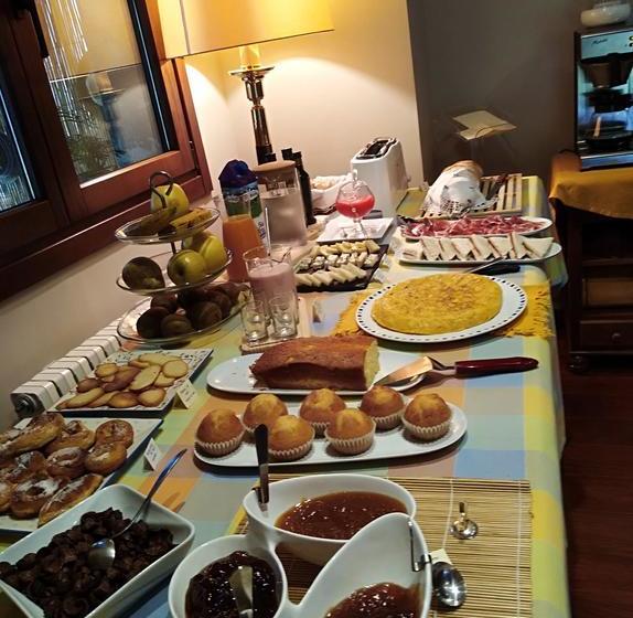 فندق Reina Adosinda