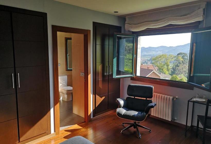 فندق Reina Adosinda