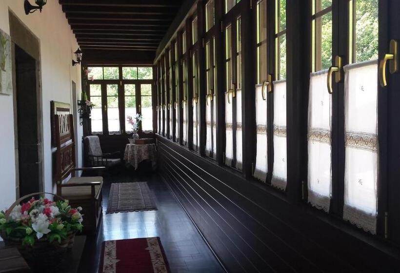 فندق Rural Palacio De Galceran