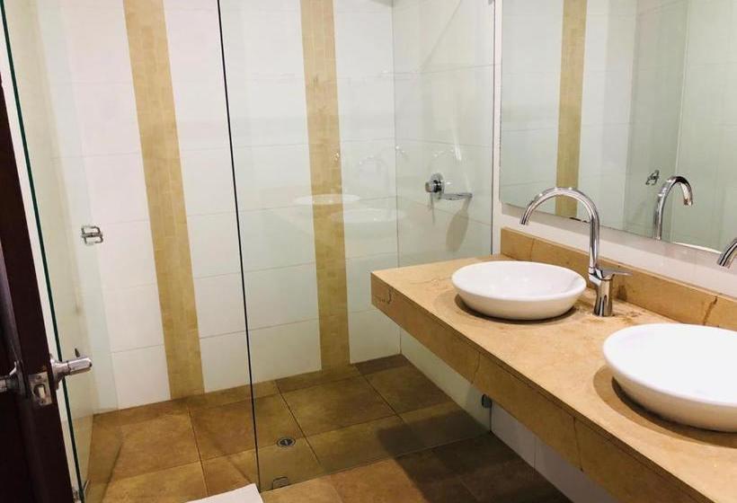 ホテル Santiamen De La Villa