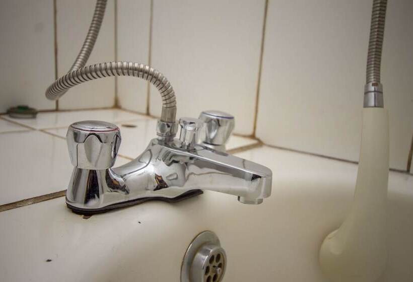 هتل Town Lodge Tororo