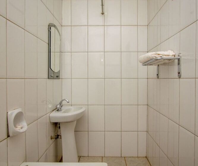 هتل Town Lodge Tororo