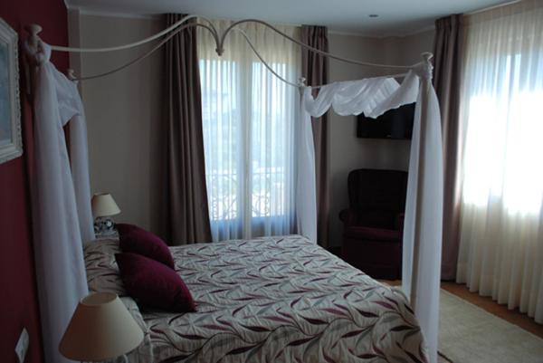 בית מלון כפרי Y Apartamentos Sur De La Bahía