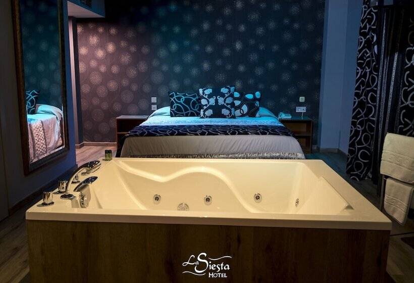 モーテル La Siesta