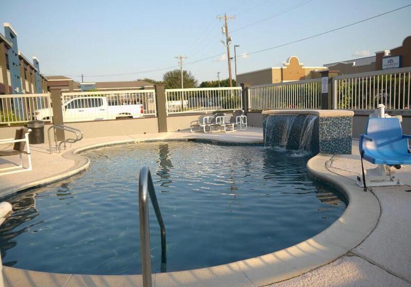 فندق على الطريق Texas Inn Mcallen Airport