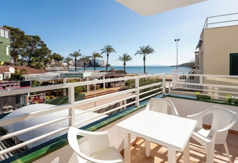 Neighbours Beach Apartments