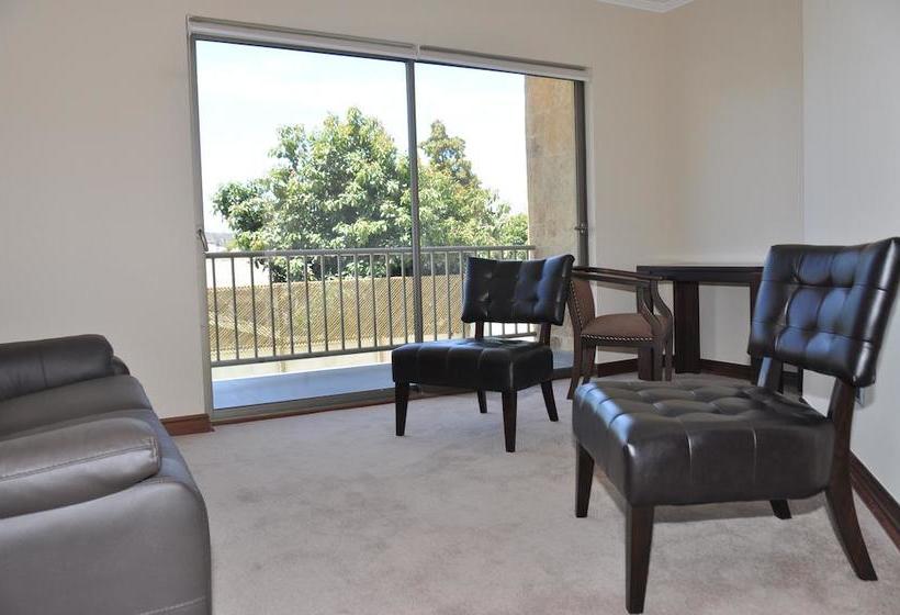 Nuevo Hotel Constitucion