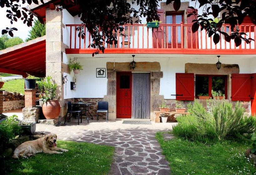 레지던스 Casa Rural Malkornea